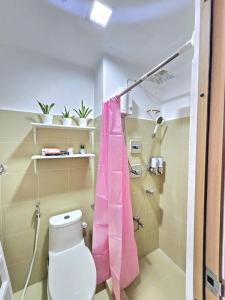 Cozy Modern Condotel in Pasay Near MOA & Airport