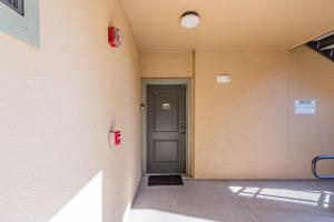 Bella Piazza Condo condo