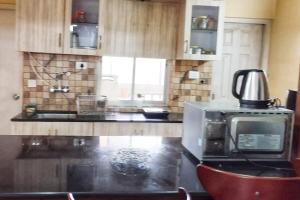 Cozy 3BHK Apartment near Zalor Beach , Goa Getaway