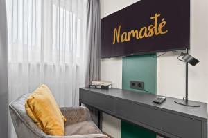 NAMASTÉ Homes - Ferienwohnung mit Balkon - Garage