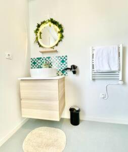 The White Lion downtown and balcony