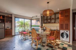 Tropical Dorm Hostel Da Nang by Haviland