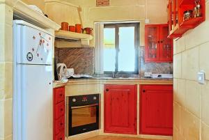 Cosy Penthouse Close to Victoria Center