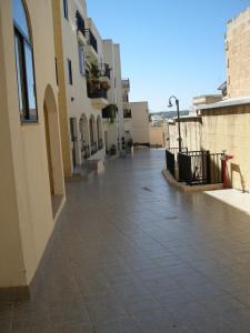 Cosy Penthouse Close to Victoria Center