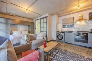 Manhattan Style Garden Studio, Blouberg