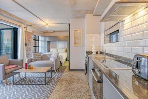 Manhattan Style Garden Studio, Blouberg