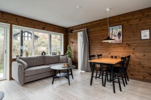 Bergsgården Lodge Järvsö - Ski In Ski Out med bastu invid Järvsöbacken - OBS!!! BYTESDAGAR ÄR ENDAST TORS O SÖND OBS!!!