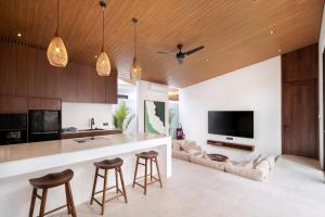 Sun Palm 1 - Kuta central Lombok - Free Gym Membership