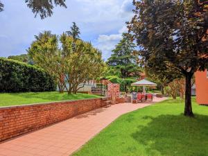 Stay with us - BookingPeschiera