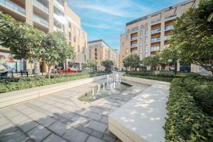 1BR Apartment With Living Room - Poolview - Alef Al Mamsha