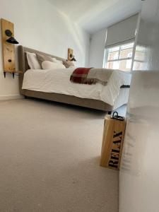 Luxury City Centre Apartment, Winchester