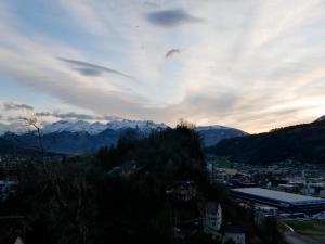 Apartment - Sleeps 3 - Balcony - Garden