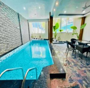 Hotel the shore by Trindra Hospitality