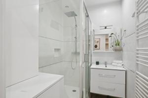 Lavie Maison I Marais Family with terrace