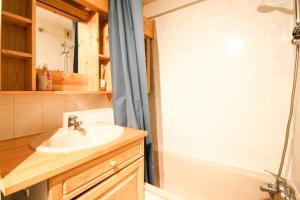 Joli T2 Flaine Foret, oriente sud, linge & menage compris
