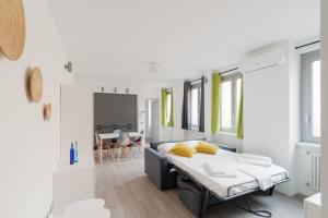 GuestHost - Modern Apartment Milano Precotto