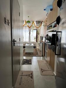 Hobak home properties