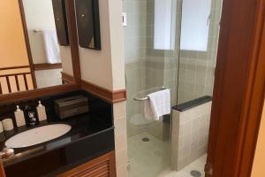 3Bed Villa - Sleeps 6 - Pool Garden Balcony