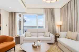 Beachfront Luxe 1BR Grand Bleu with Private Beach & Sea View