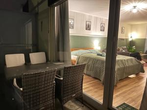 Central Hide Away Zurich-6floor,urban Studio, view