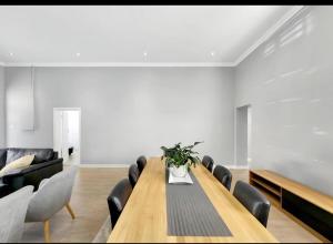 Location is Key Fresnaye 3 Bedroom Home