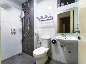 AZ 3Rooms Apartment at De Centrum Bangi-Putrajaya