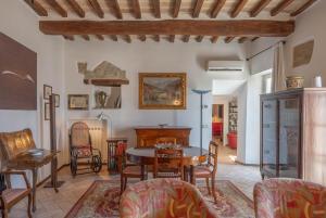Luxury Priori 46 - in City Center - ItalyWeGo img37