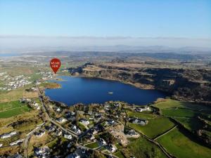 LAKE VIEW Luxury Apartment