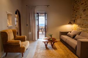 Anemos Suites Mani