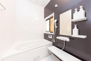 Karabiner House Ikebukuro