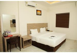 Redfox Service Apartment DLF