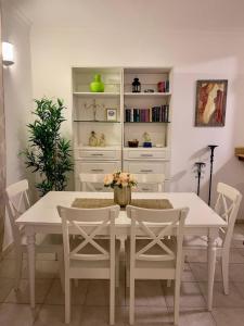 Apartment 5 Mins Walk To The Beach