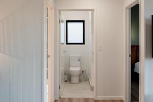 Tuckeroo Cottages - Rosella Cottage