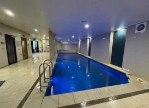 2bedroom beach resort apartment, broadbeach