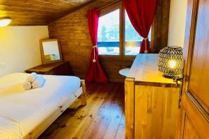 In the Heart of Chamonix duplex view Mont-Blanc