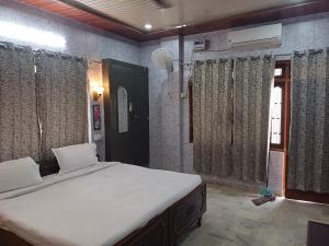 Baba paying guest house