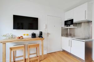 Charming apartment - 1BR-4P- Suresnes