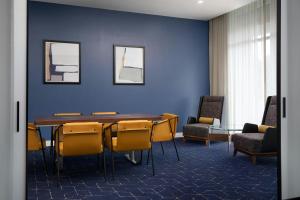 Courtyard by Marriott Lake City