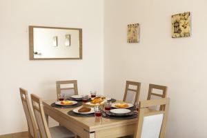 A05 - Luxury 1 Bed Fully Equipped with Pool