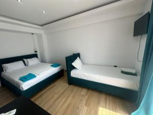 Central studios apartments