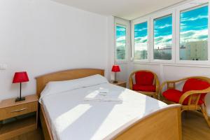 A12 - Praia da Luz Center Apartment