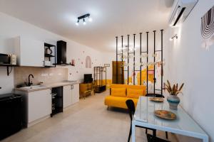 Famiracoli Home Sangimignano