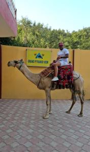 Grand Pyramid View Hotel