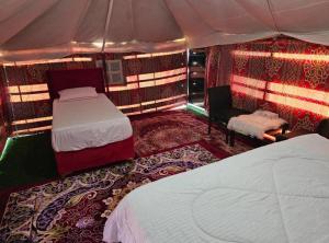 Star line for Desert Camping