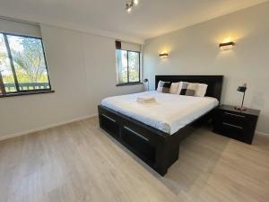 Tropical escape in central location Entire house