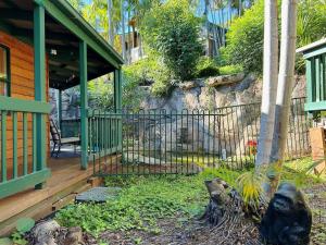 Tropical escape in central location Entire house