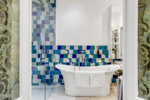 Bed Garden Flat & Art Studio in Maida Vale