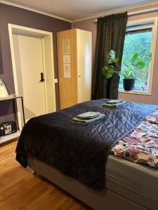 Comfortable stay near Gothenburg with private sauna and coast nearby