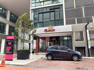 Conezion IOI City Mall Putrajaya near to Hospital Serdang, UPM, Uniten, Maeps