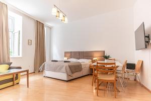 3BR Apartment with Nice Location in Vienna For Long Stays